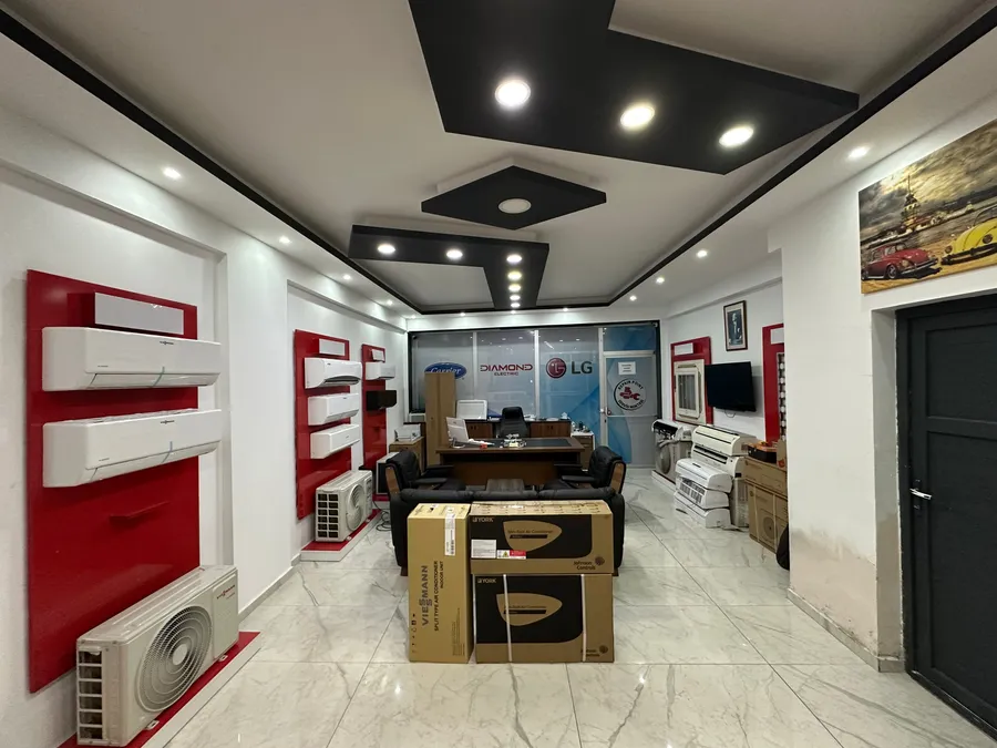Tekeli Soğutma showroomunun iç görünümü